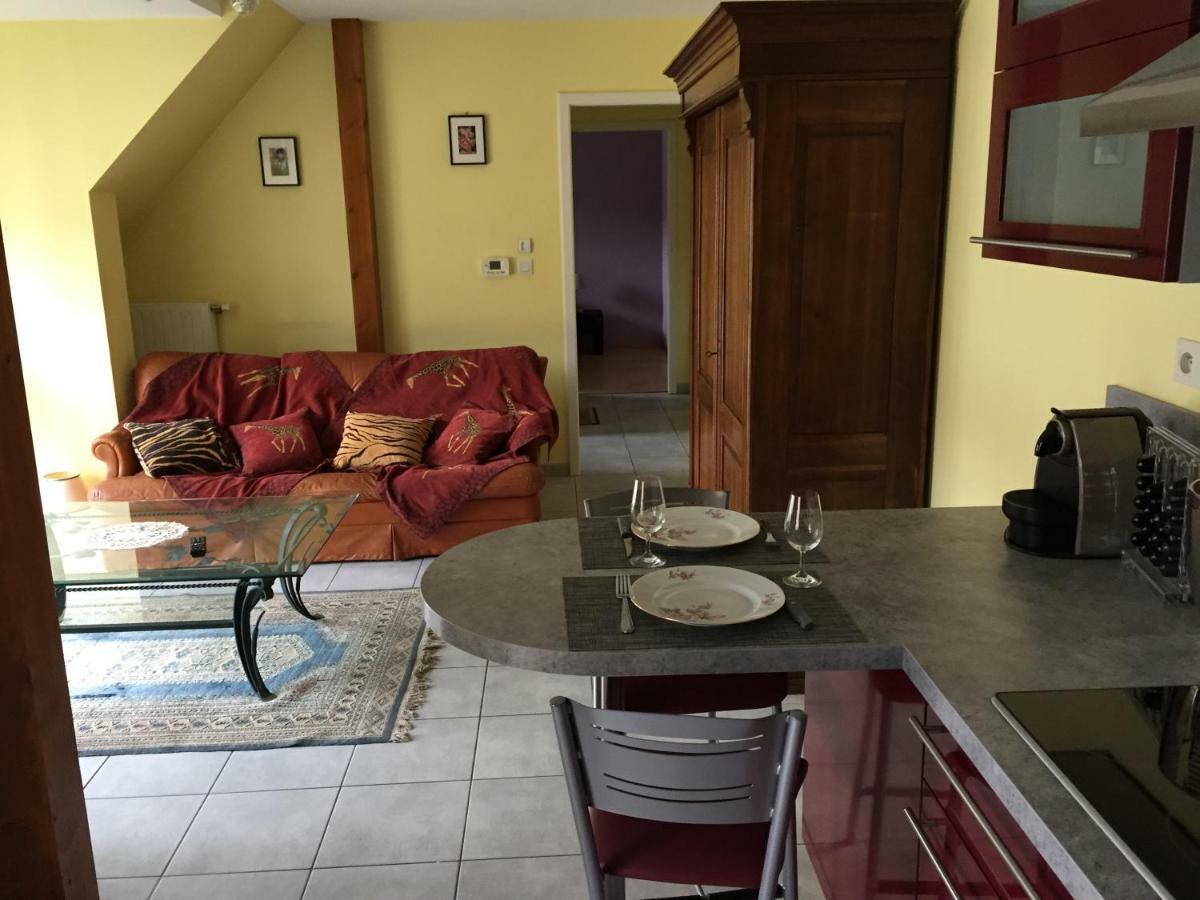 Les Menetriers Apartment