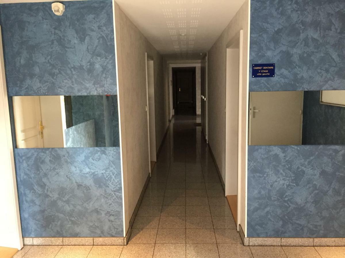 Les Menetriers Apartment